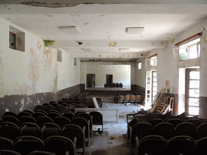 Abbandoned Cinema