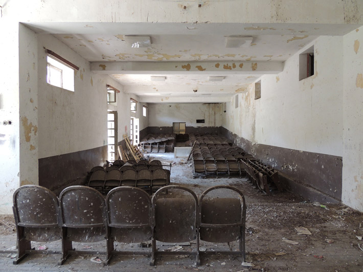 Abbandoned Cinema